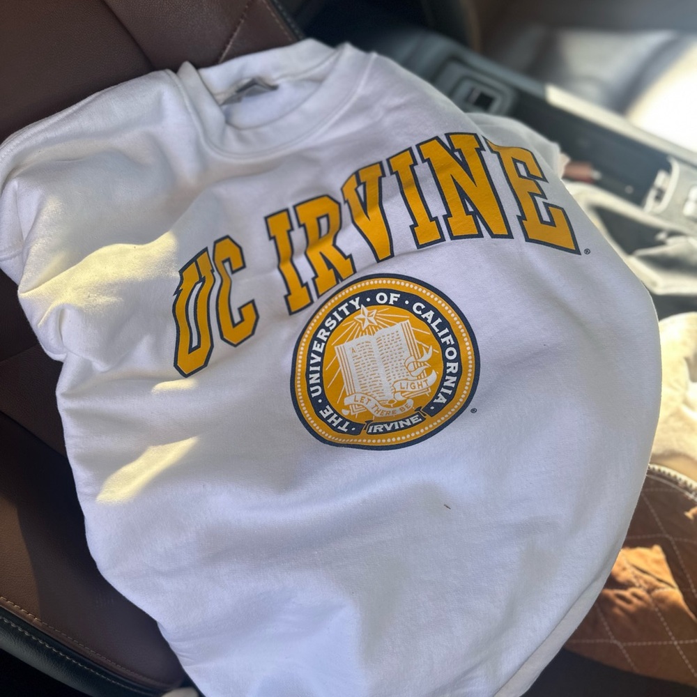 UC Irvine large xl crewneck sweatshirt, perfect condition